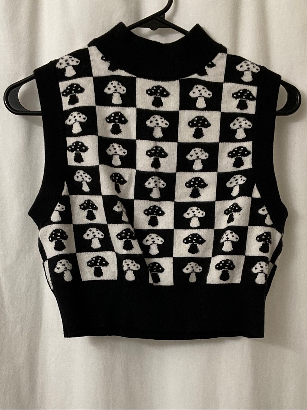 Forever 21 Black and White Mushroom Checkered Crop Top